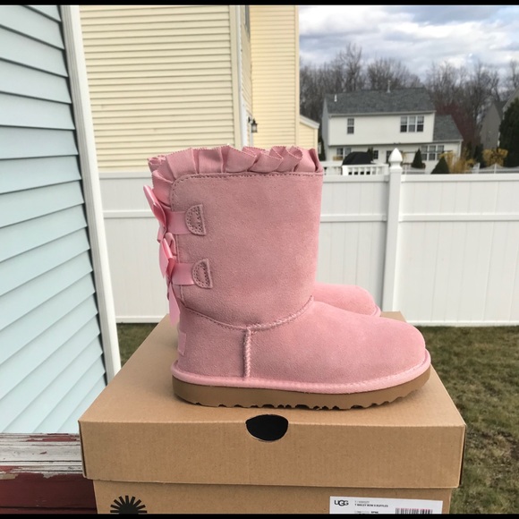 UGG Bailey Bow II Ruffles - Picture 3 of 7